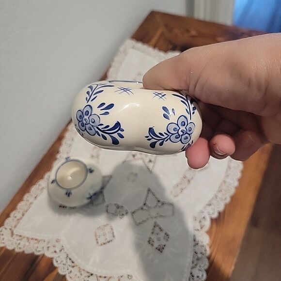 Pair Vtg Dutch Delft Blue Floral Tealight Candle Holders Holland Heart & Round - Picture 9 of 16